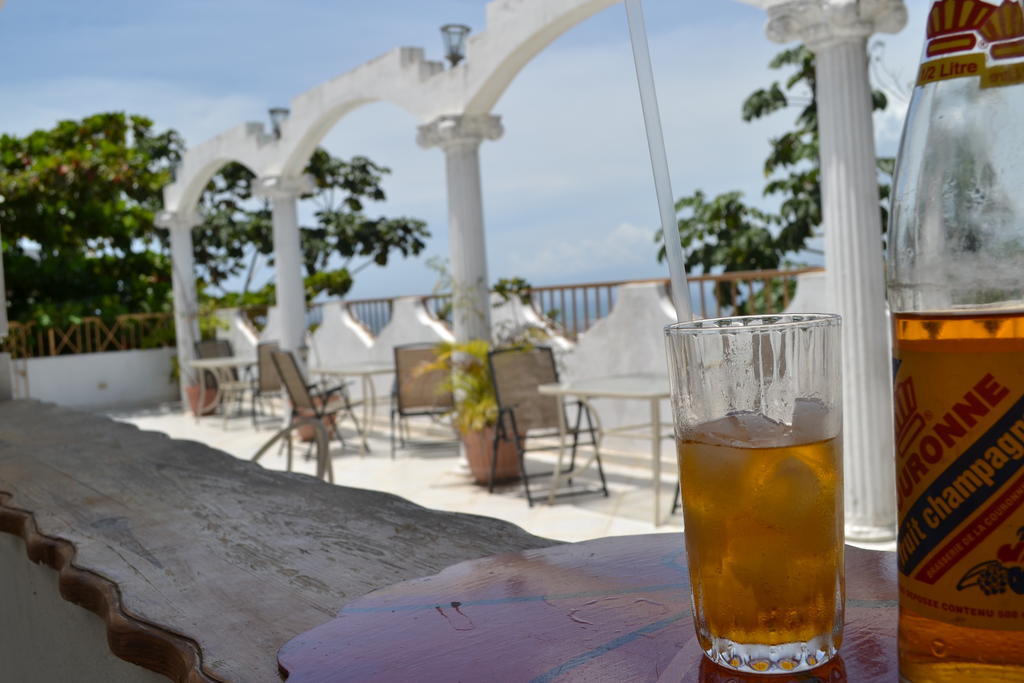 Pacot Breeze Hotel Musseau Екстериор снимка