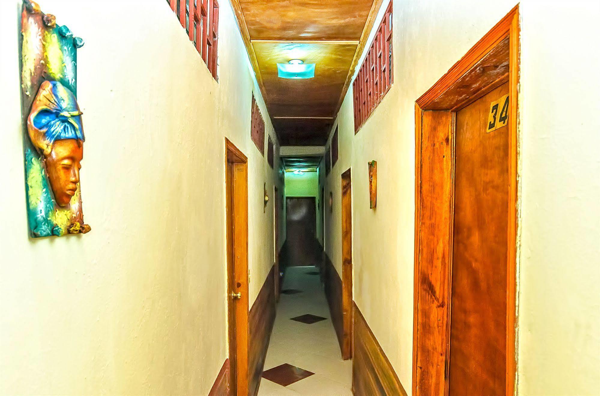 Pacot Breeze Hotel Musseau Екстериор снимка