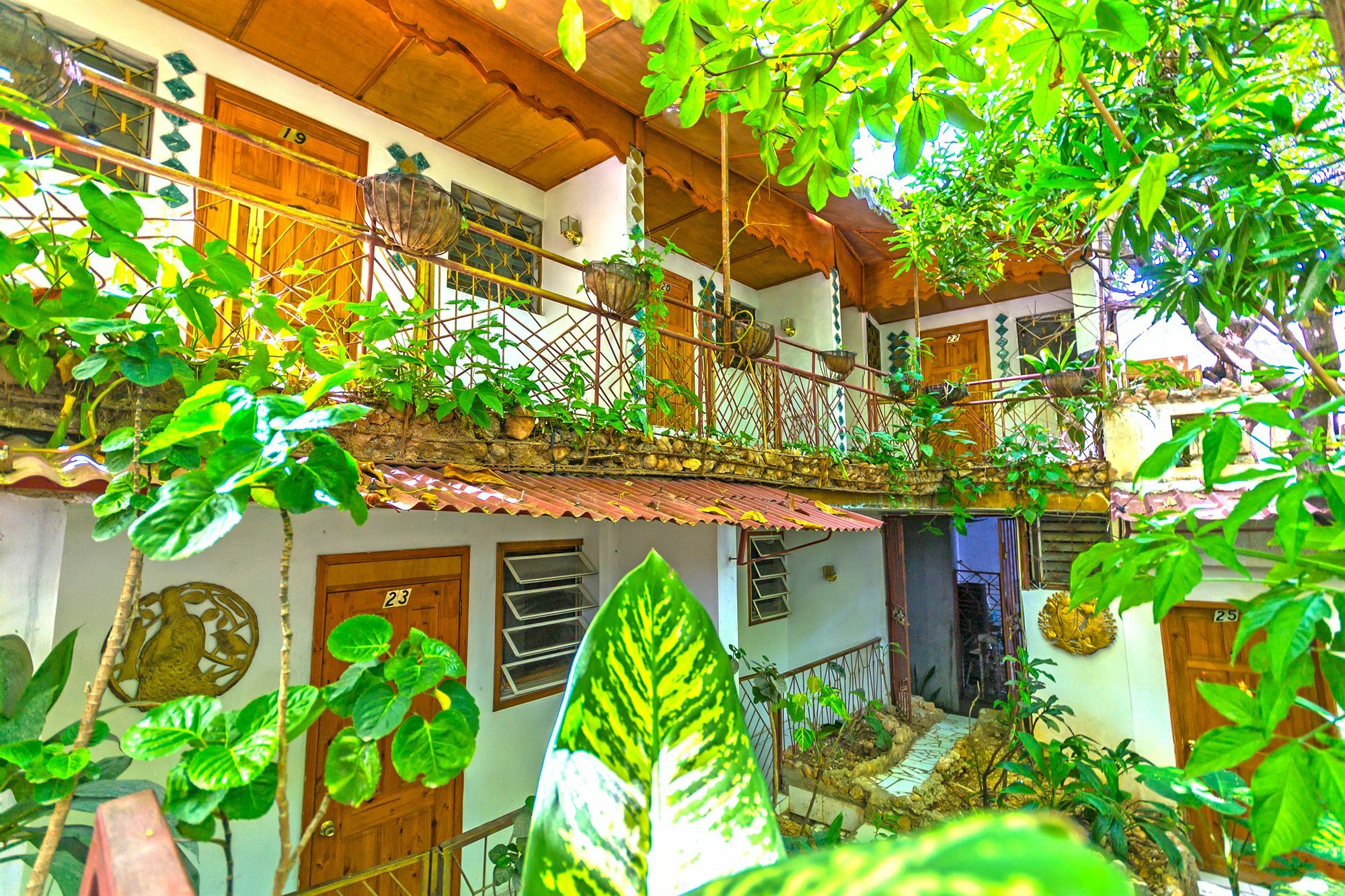 Pacot Breeze Hotel Musseau Екстериор снимка