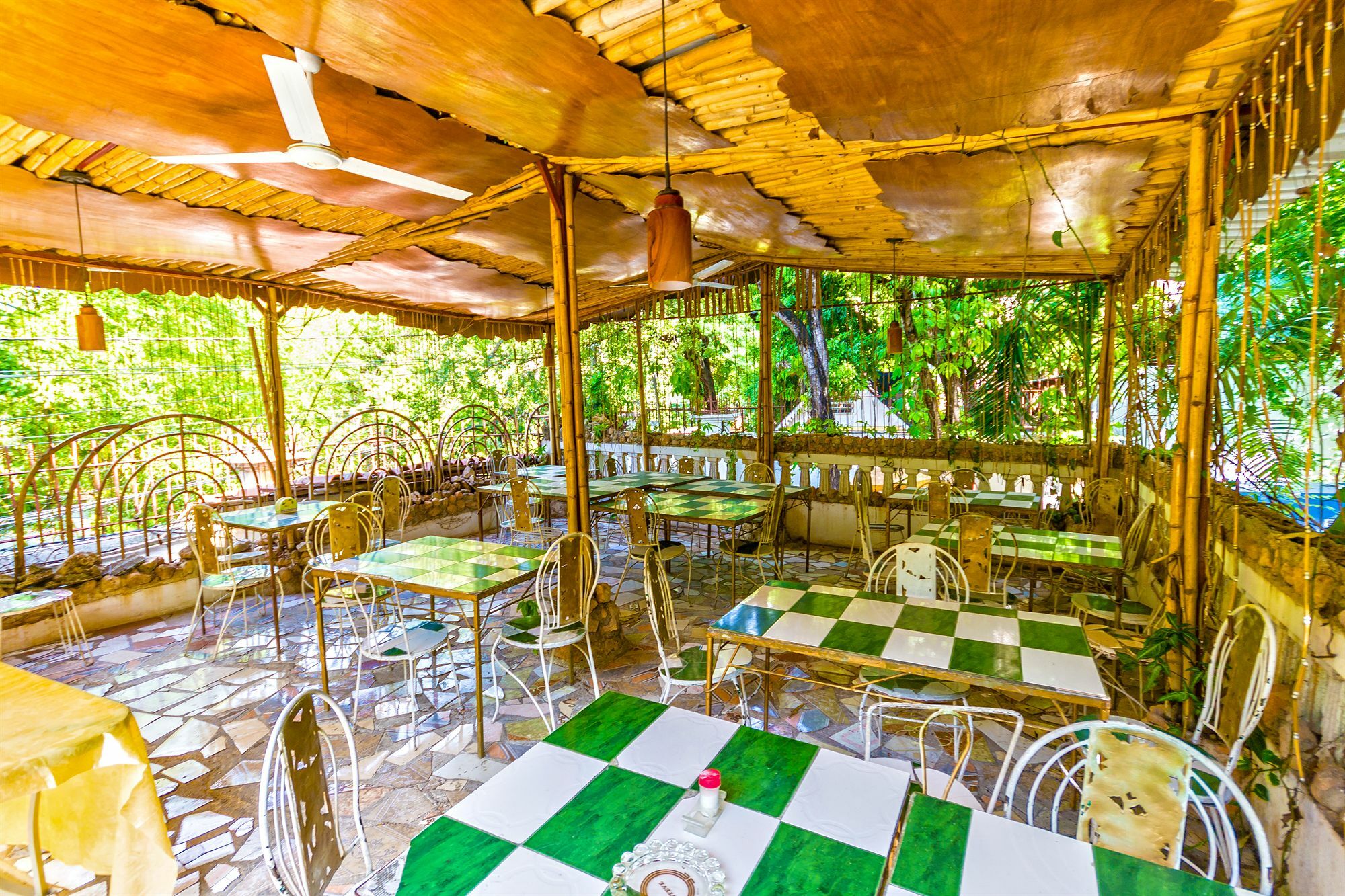 Pacot Breeze Hotel Musseau Екстериор снимка